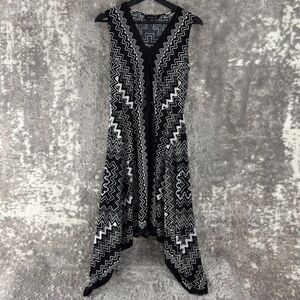 Perceptions Size XS Hankerchief Hem Zigzag Knee Length Flared Dress Black White